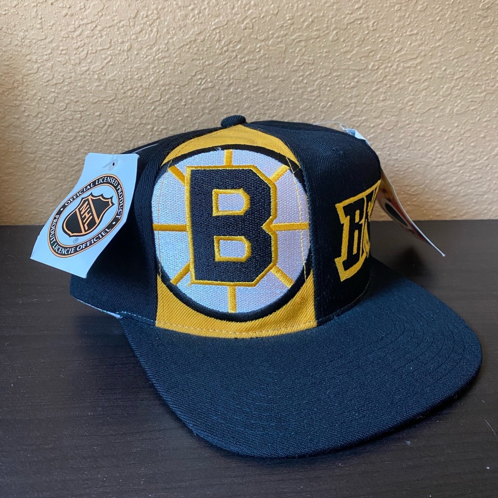 BOSTON BRUINS NHL FLAME BRAND NEW WITH TAGS
